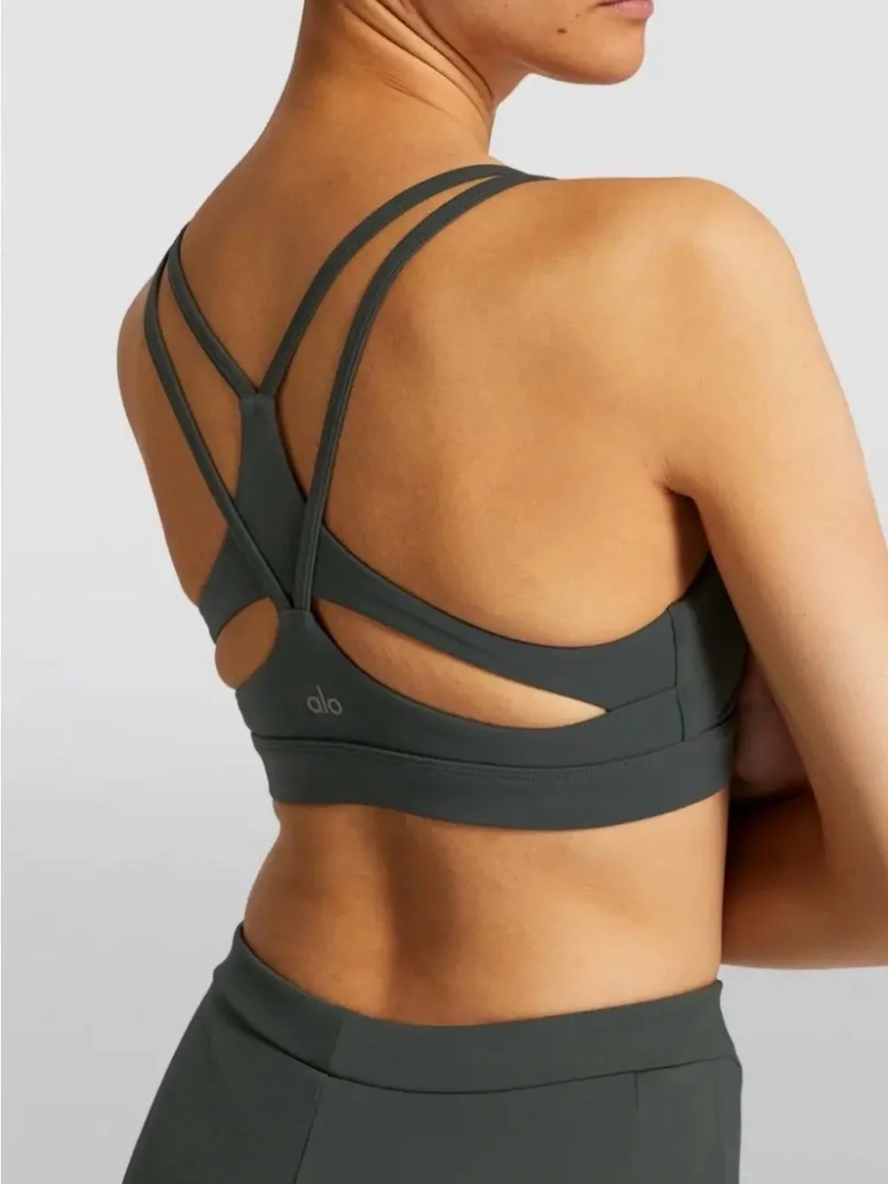 ALO Yoga Airbrush Suspension Sports Bra in Dark Green